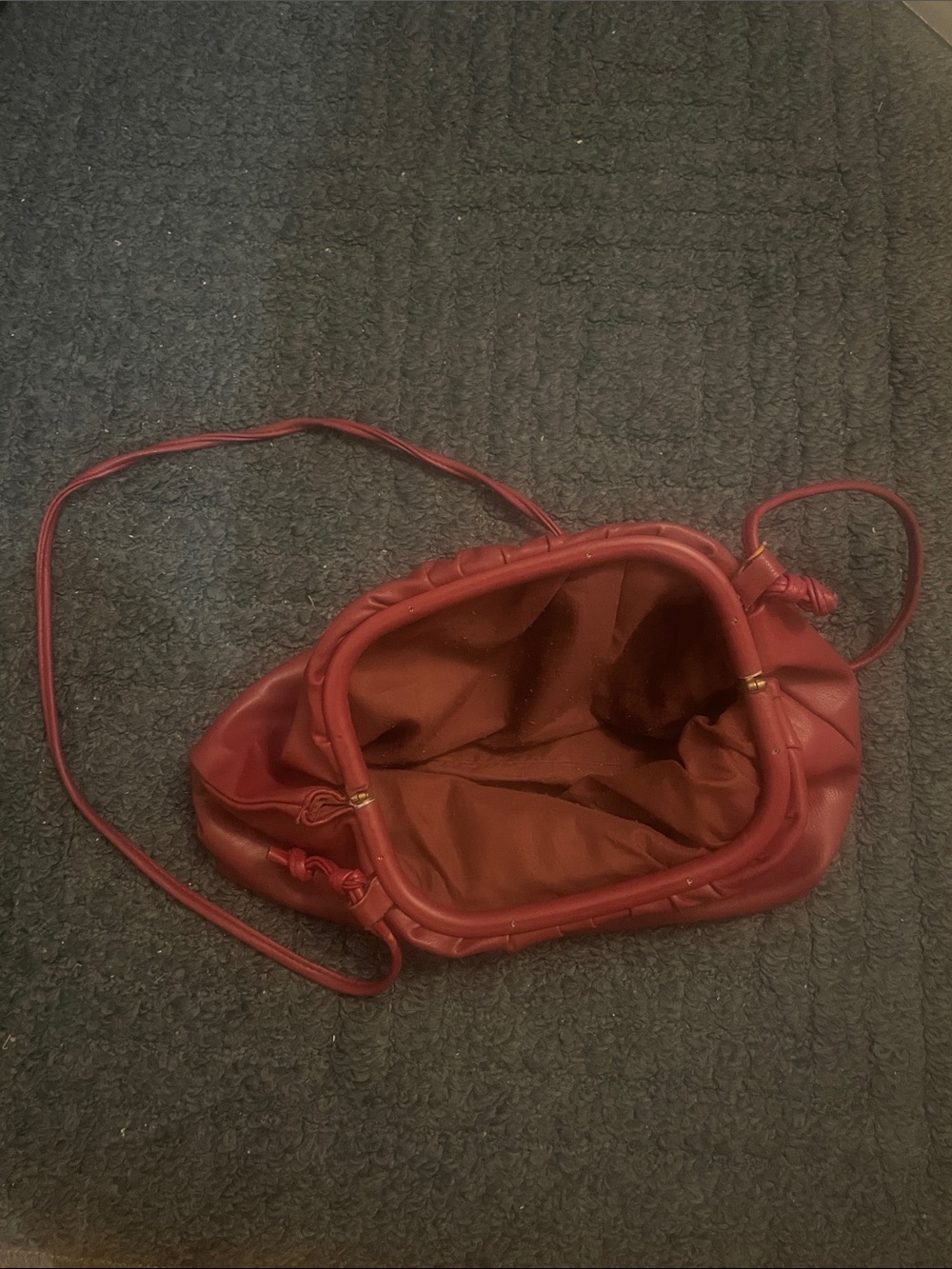 Source Unknown Burgundy Leather Shoulder Bag - Picture 5 of 10